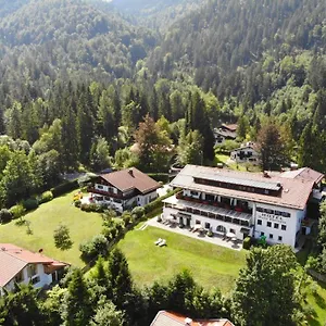 Apartment Gaestehaus Maria Theresia, Schliersee